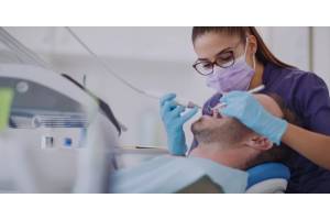 Qué requisitos debe cumplir una clínica dental para ofrecer sedación